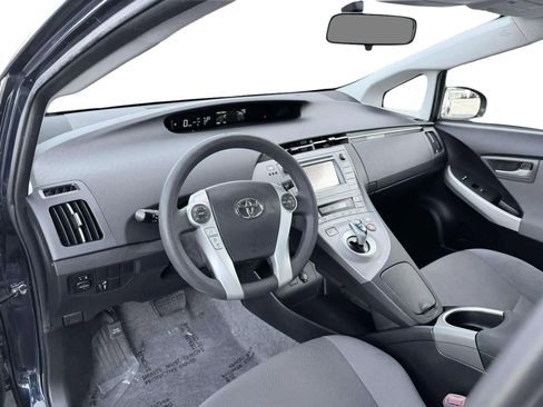 Used 2012 Toyota Prius Three image 9
