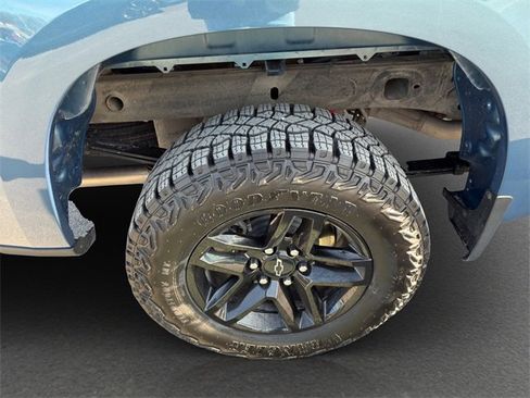 Certified 2024 Chevrolet Silverado 1500 LT Trail Boss w/ Convenience Package II image 19