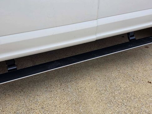 Used 2017 Ford F150 Lariat w/ Equipment Group 502A Luxury image 33