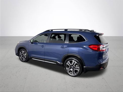Used 2024 Subaru Ascent Limited w/ Technology Package AWD/4WD image 8