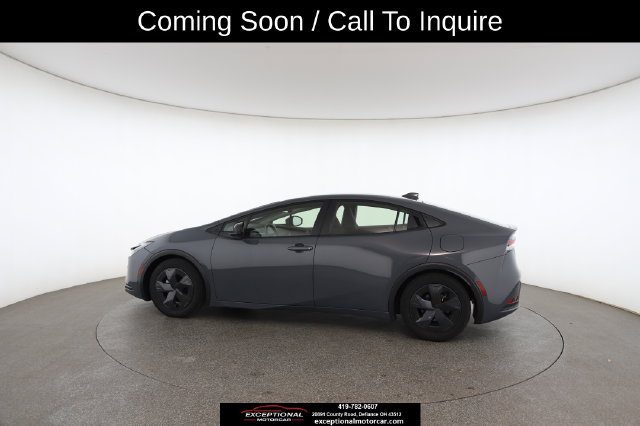 Used 2025 Toyota Prius LE FWD image 8