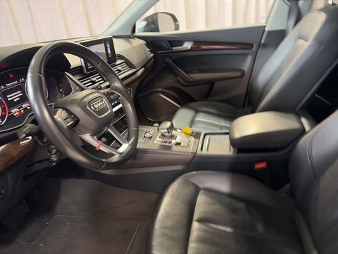 Used 2019 Audi Q5 2.0T Premium Plus w/ Premium Plus Package image 24