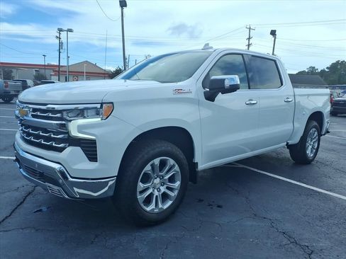 New 2026 Chevrolet Silverado 1500 LTZ w/ LTZ Premium Package AWD/4WD image 8