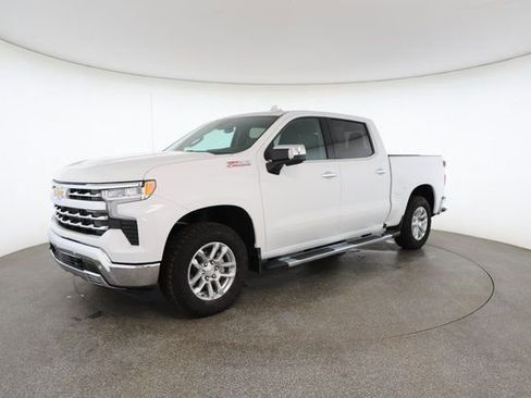 Used 2025 Chevrolet Silverado 1500 LTZ w/ Z71 Off-Road Package image 2