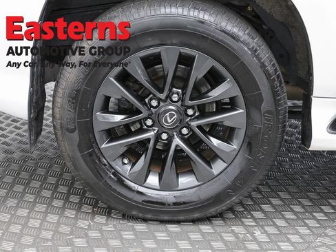 Used 2020 Lexus GX 460 Premium w/ Premium Package AWD/4WD image 35