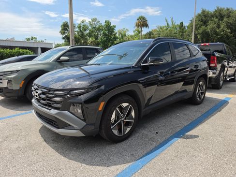 Used 2025 Hyundai Tucson SEL FWD image 7
