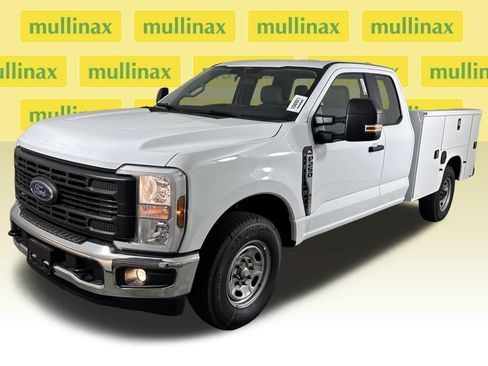 New 2026 Ford F250 XL w/ XL Chrome Package RWD image 19