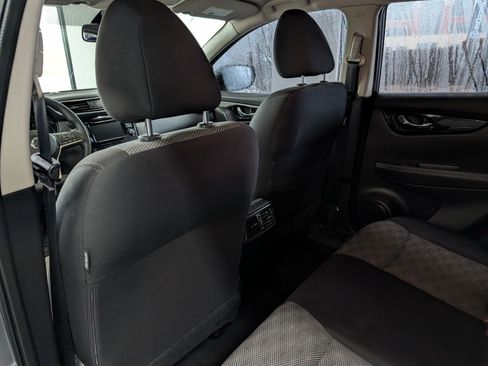 Used 2019 Nissan Rogue Sport SV image 13