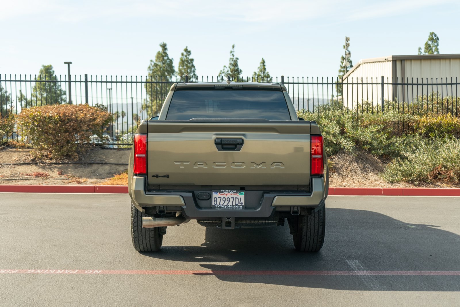 Certified 2025 Toyota Tacoma TRD Sport AWD/4WD image 12