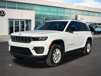 Used 2023 Jeep Grand Cherokee Laredo w/ Luxury Tech Group I