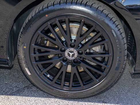 Used 2023 Mercedes-Benz CLA 250 image 40