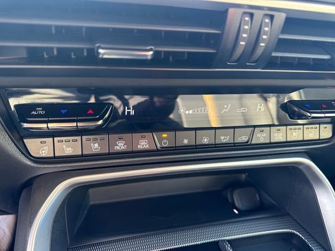 Certified 2025 MAZDA CX-90 3.3 Turbo w/ Premium Plus Pkg image 52