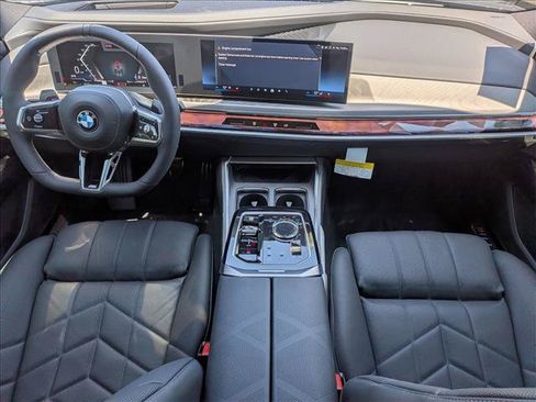 New 2026 BMW 740i xDrive AWD/4WD image 16