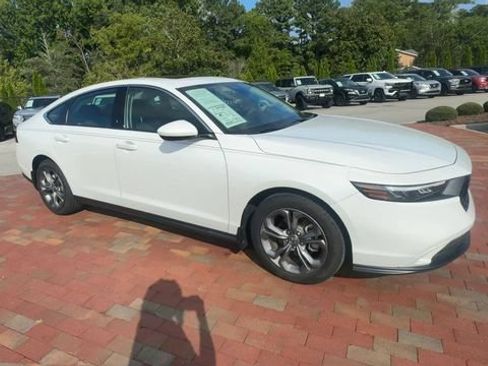 Certified 2024 Honda Accord EX image 4