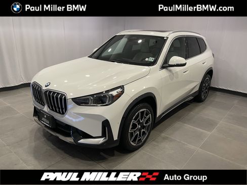 Used 2025 BMW X1 xDrive28i w/ Convenience Package image 1