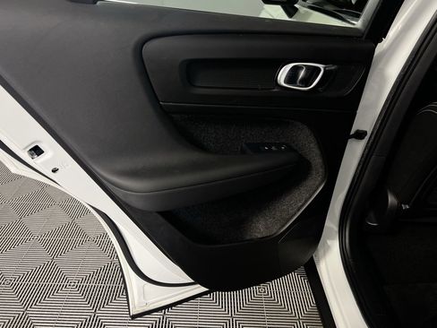 Used 2024 Volvo C40 P8 Recharge Plus w/ Climate Package image 29