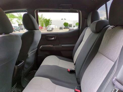 Used 2023 Toyota Tacoma TRD Sport AWD/4WD image 14