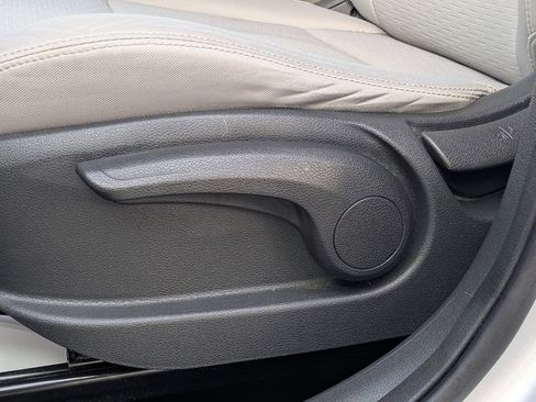 Used 2019 Hyundai Tucson SE image 20