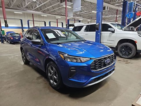Used 2023 Ford Escape ST-Line w/ Tech Pack #1 image 10