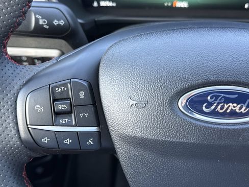Used 2023 Ford Escape ST-Line Elite w/ Premium Technology Package AWD/4WD image 22