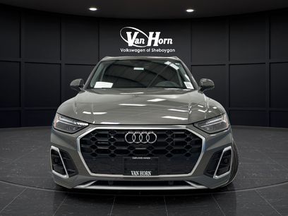 Used 2025 Audi Q5 e Premium Plus w/ Premium Plus Package