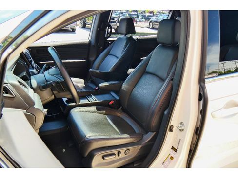 Used 2023 Honda Odyssey Sport image 12
