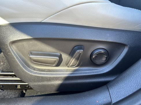 Used 2023 Toyota Corolla XSE image 20