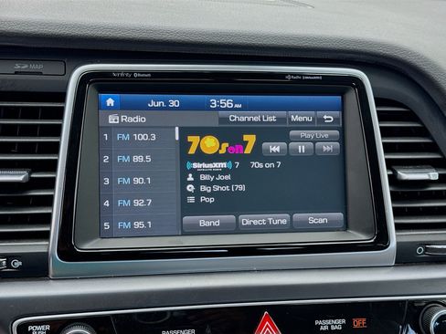 Used 2019 Hyundai Sonata Limited FWD image 11