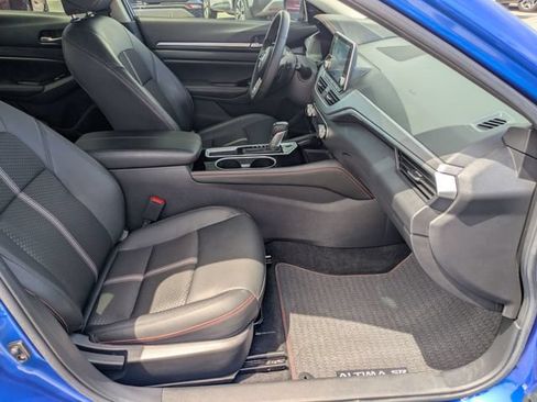 Used 2025 Nissan Altima 2.5 SR FWD image 24