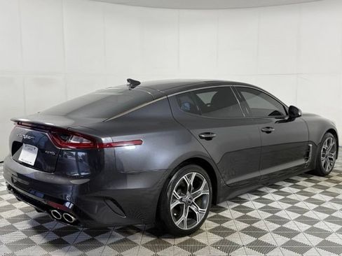 Used 2020 Kia Stinger GT-Line w/ Sun & Sound Package RWD image 7
