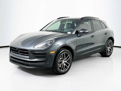 New 2026 Porsche Macan image 1