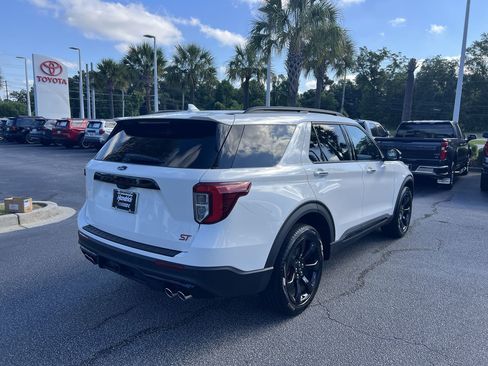 Used 2023 Ford Explorer ST w/ Equipment Group 401A AWD/4WD image 10
