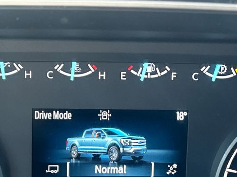 Used 2023 Ford F150 XLT image 37