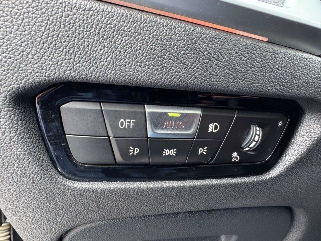 Used 2020 BMW M340i w/ Premium Package RWD image 25