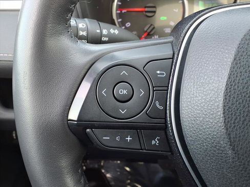 Used 2020 Toyota RAV4 XLE w/ Convenience Package image 17