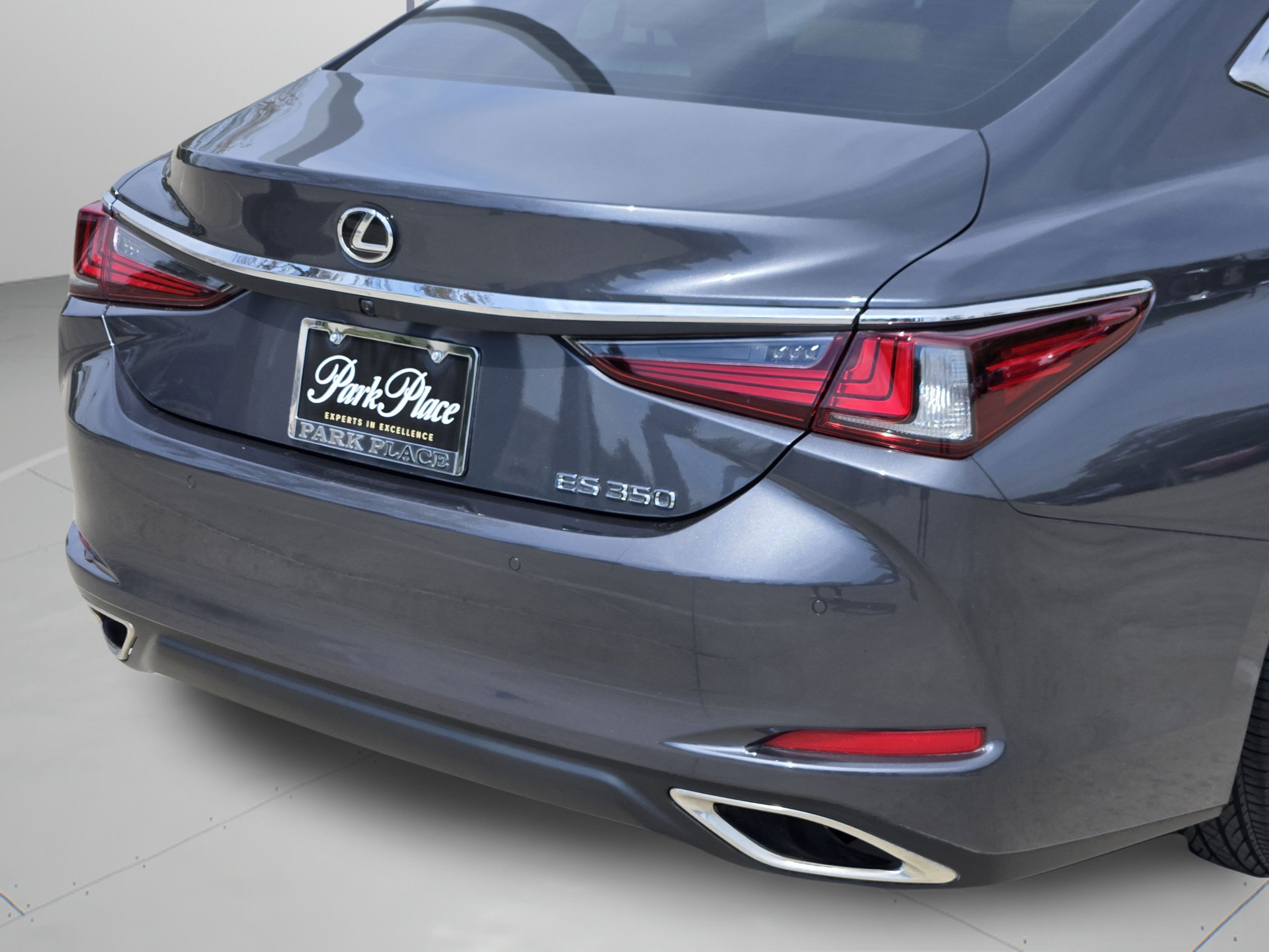 Used 2025 Lexus ES 350 w/ Premium Package FWD image 41