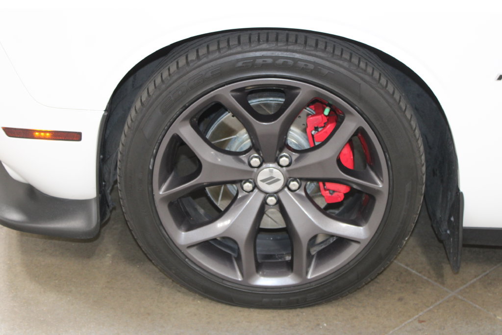 Used 2019 Dodge Challenger R/T RWD image 43
