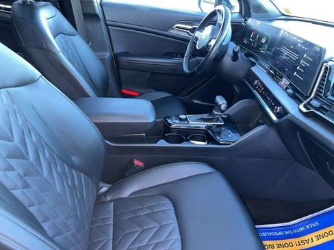 Used 2023 Kia Sportage X-Line w/ X-Line Premium Package image 8