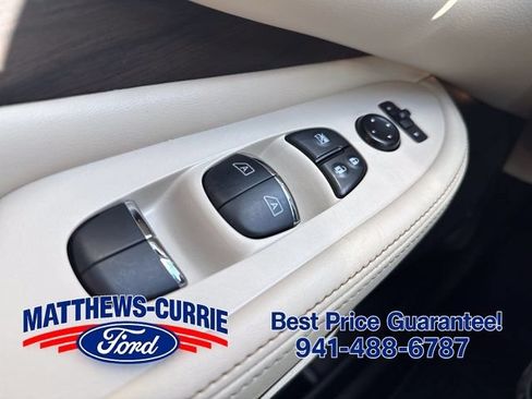 Used 2021 Nissan Murano Platinum w/ Cargo Package FWD image 25