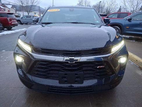 Used 2025 Chevrolet Blazer RS w/ Driver Confidence II Package image 2
