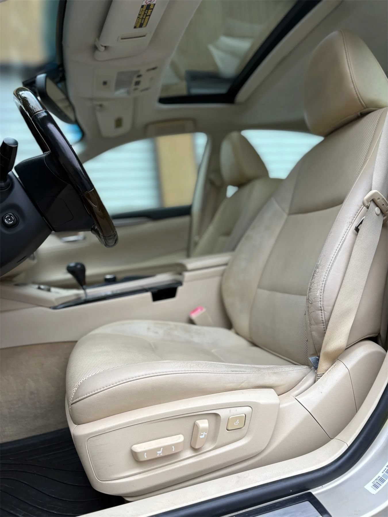 Used 2015 Lexus ES 350 w/ Premium Package FWD image 3