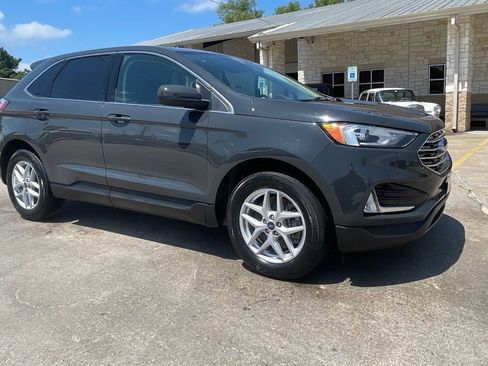 Used 2021 Ford Edge SEL FWD image 3
