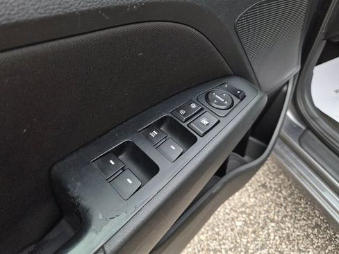 Used 2018 Hyundai Elantra SEL FWD image 13