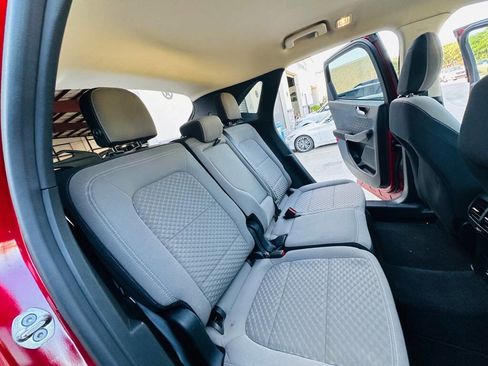 Used 2020 Ford Escape SE FWD image 22