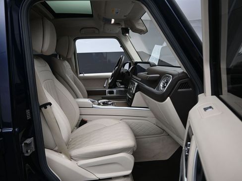 Used 2021 Mercedes-Benz G 550 image 32
