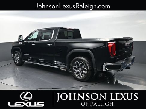 Used 2025 GMC Sierra 1500 SLT w/ SLT Premium Plus Package AWD/4WD image 7