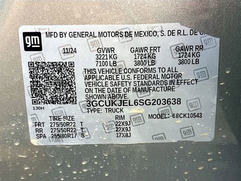 Used 2025 Chevrolet Silverado 1500 High Country AWD/4WD image 33