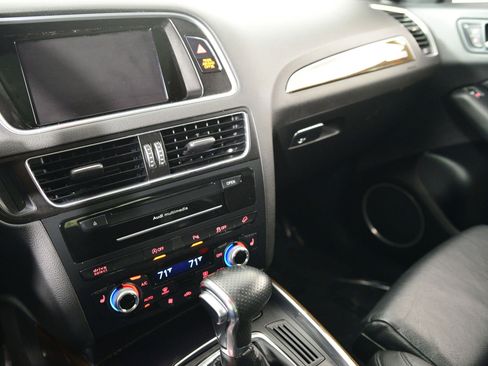Used 2016 Audi Q5 3.0T Premium Plus w/ Technology Package image 28