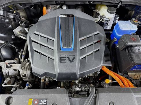 Certified 2021 Hyundai Kona Ultimate FWD image 35