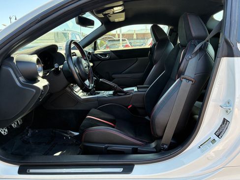 Used 2022 Subaru BRZ Limited RWD image 17